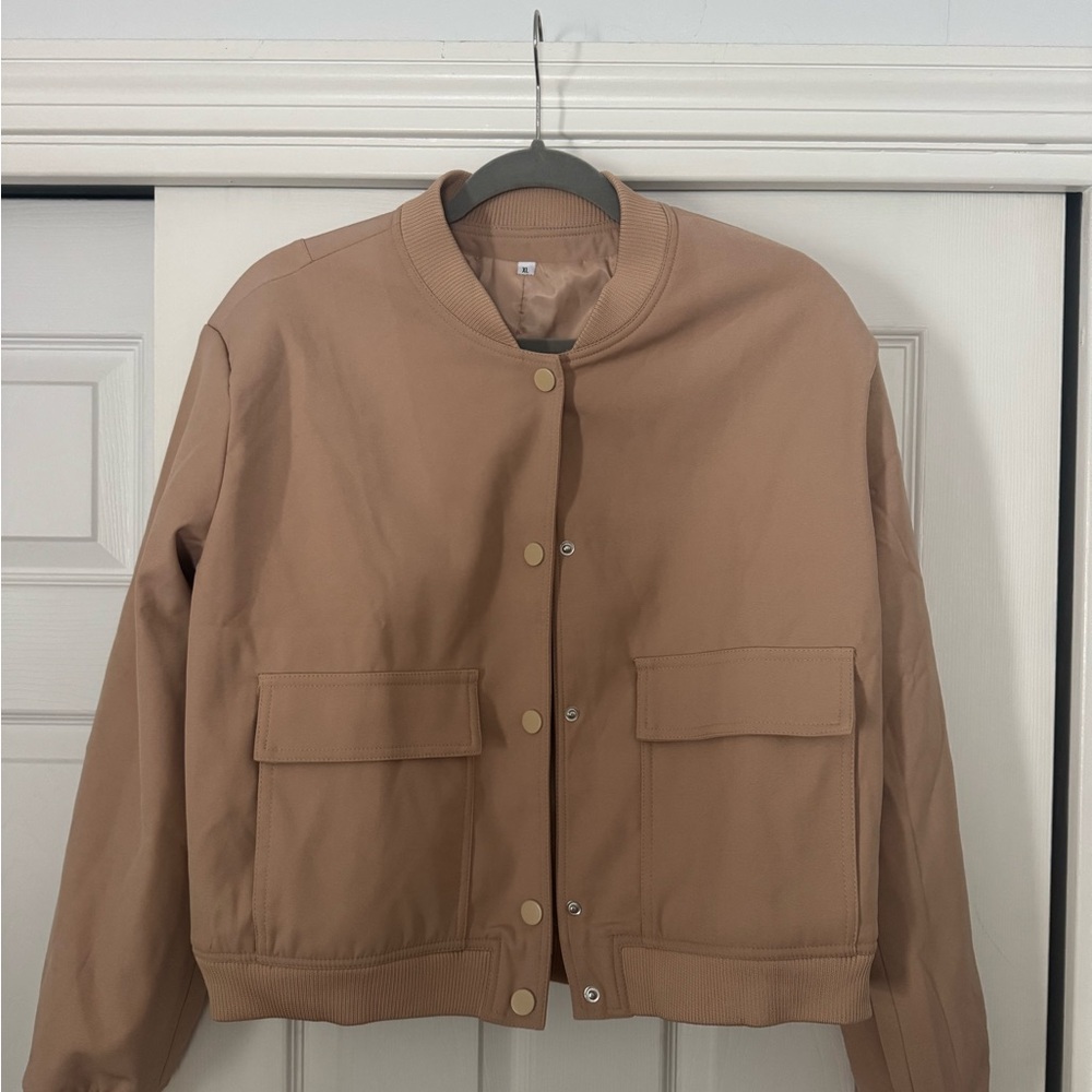 Women's Tan Jacket